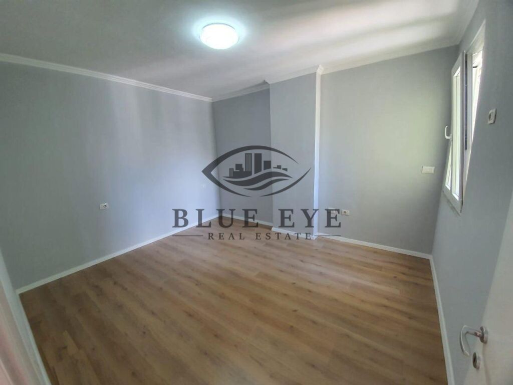 SHITET APARTAMENT 2+1 PRANE RROTES SE KUQE – PLAZH, DURRES