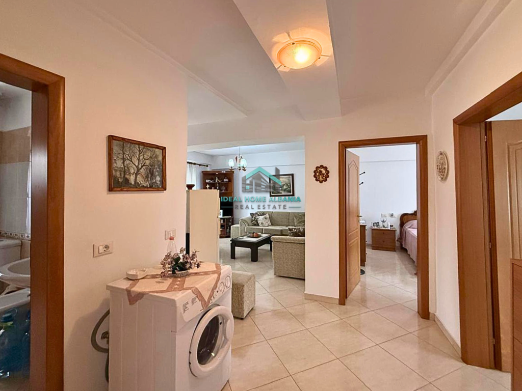 APARTAMENT 2+1 ME QERA – NERANXI, VLORË