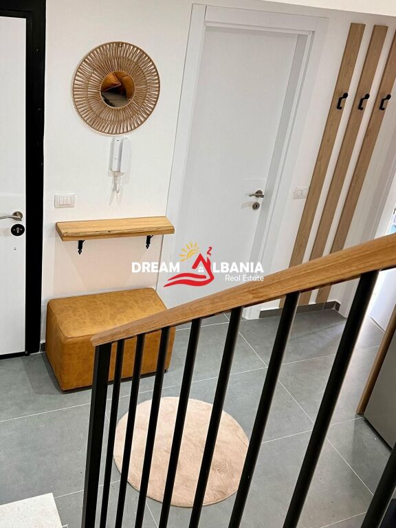 Jepet me qera duplex 3+1+verande dhe post parkimi i perfshire tek Residenca Kodra e Diellit 2 (ID 4231449)