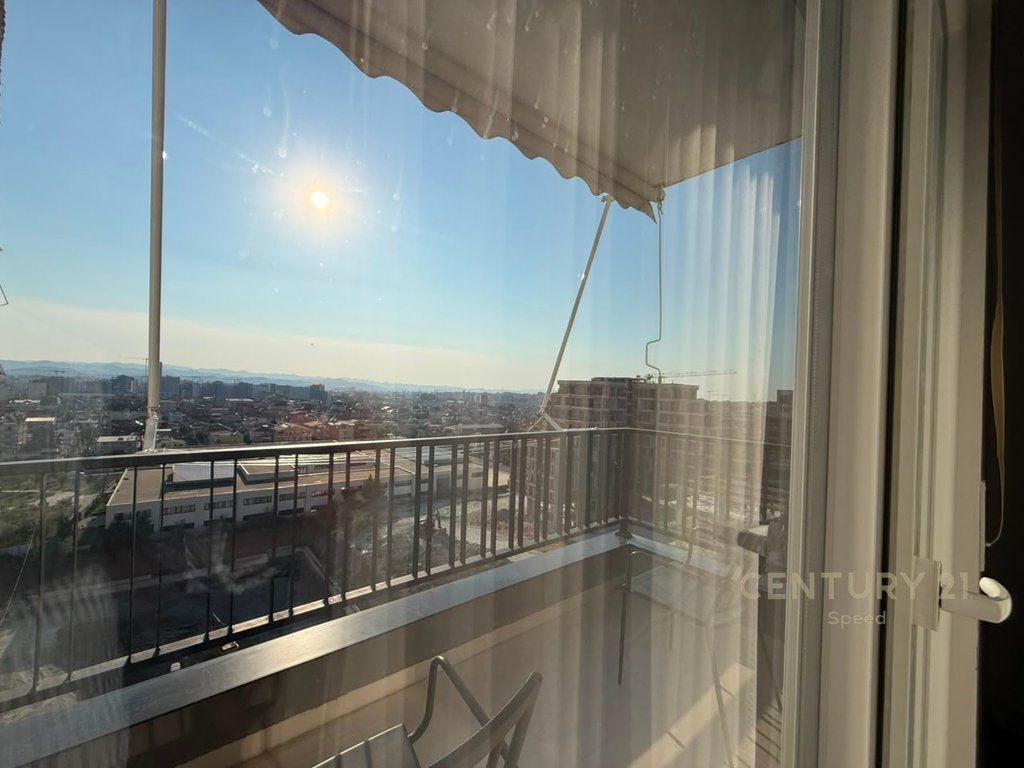 JEPET ME QIRA APARTAMENT 2+1 TEK RRUGA 5 MAJI!!