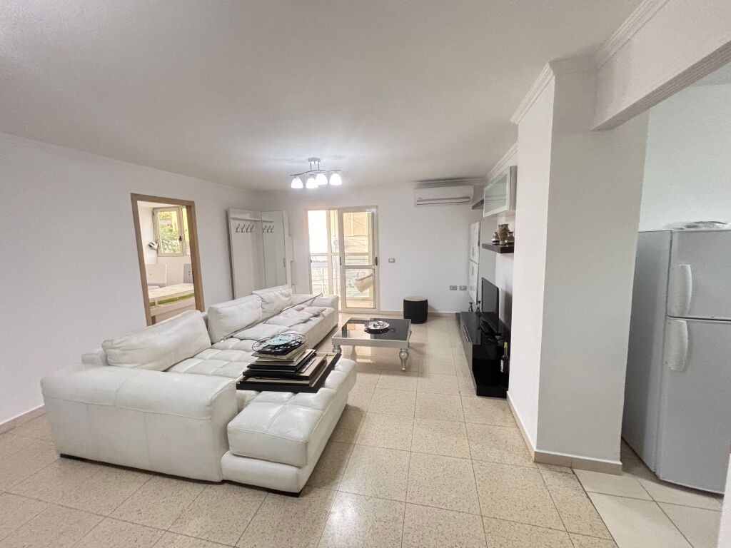 Apartment 2+1 for rent near Train Station