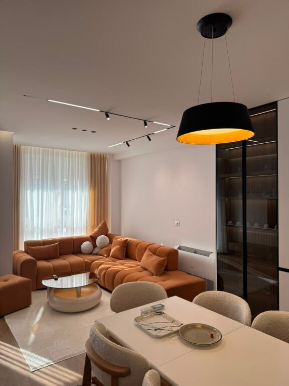 Jepet me qira apartamet 2+1+2 tek Kompleksi Aura
