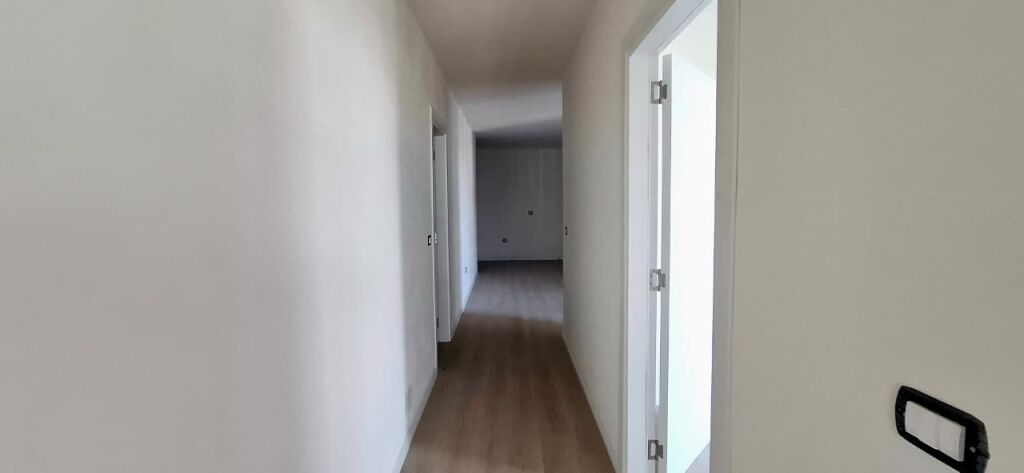 🏠 IN VENDITA: APPARTAMENTO 2+1 📍 Complesso Turdiu (Ex Campo dell'Aviazione) – €152.000 || Edificio 2026 – 9° Piano – 92m² || 🔑 PRENDI LE CHIAVI E VAI AD ABITARE SUBITO! 🏡