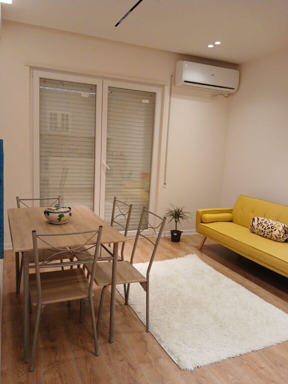 Apartament 1+1 Për Shitje në Shkëmbi i Kavajës, Durrës!
