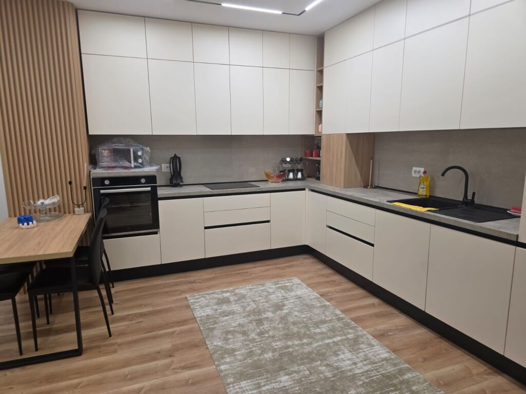 APPARTAMENTO 1+1 IN AFFITTO ZOGU I ZI, RINGU