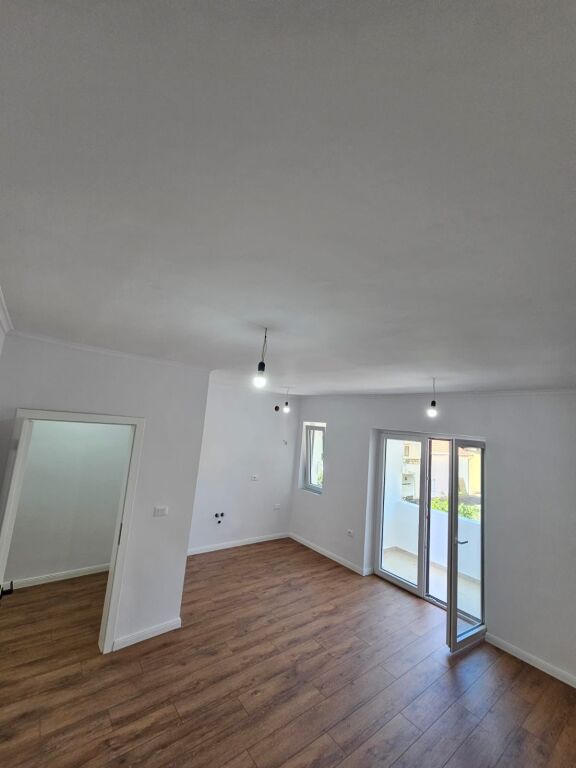 Apartment for sale NEAR THE RED SCHOOL / THANAS ZIKO STREET