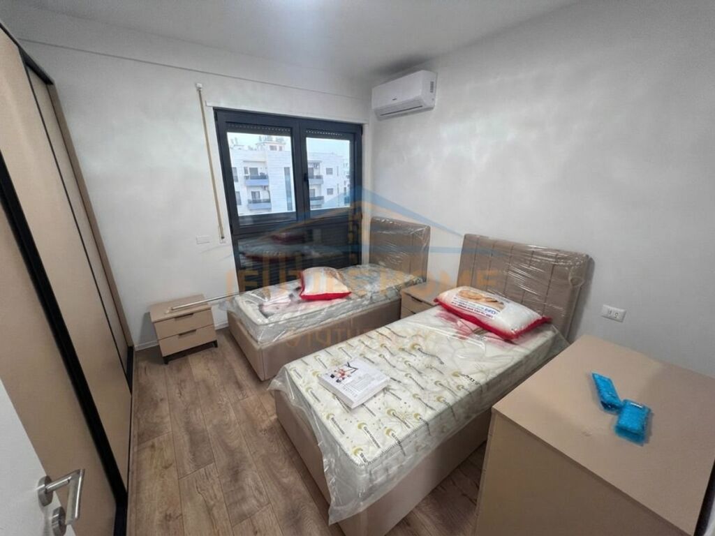 Qera, Apartament 2+1+2, Jordan Misja, Tirane