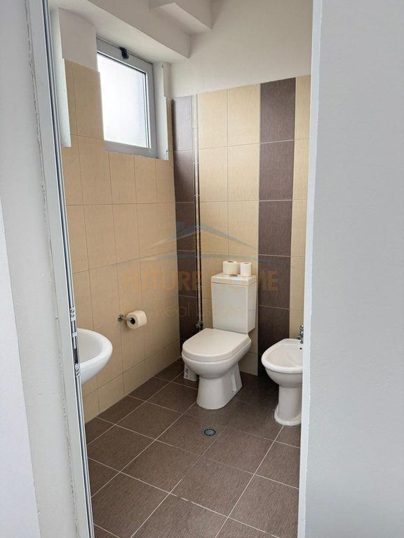 Affitto, Magazzino, Prush, Tirana UNA63653
