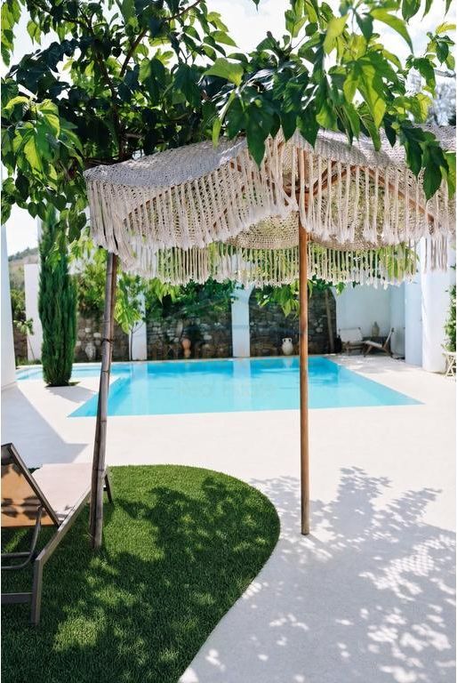 3-STOREY VILLA FOR SALE, BERZHITE