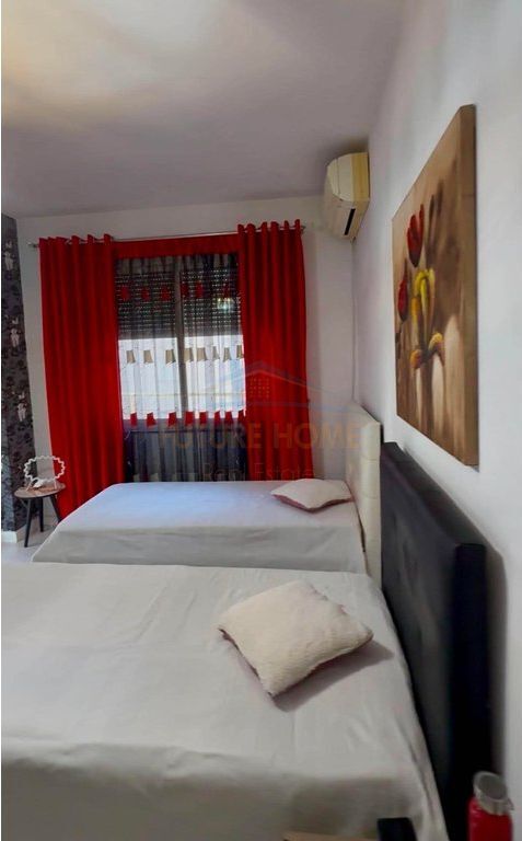 Shitet, Apartament 3+1+2, Unaza e Re, Tiranë