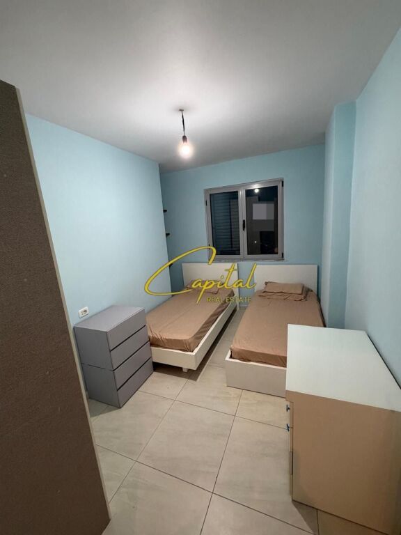 APARTAMENT ME QIRA 2+1+2 FRESKU 40.000 LEKE
