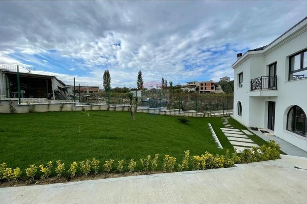 INDIVIDUAL VILLAS FOR RENT IN MJULL BATHORE