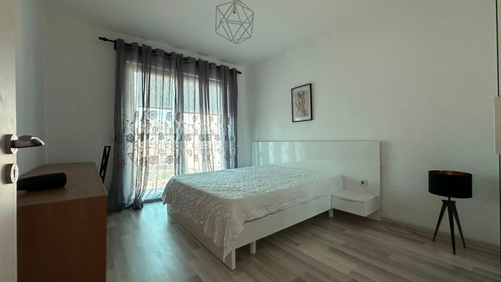 Apartament 1+1 me qira tek Ambasador 3