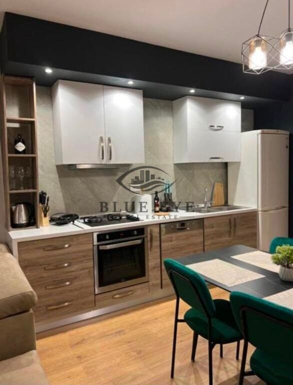 🌊 APARTMENT FOR RENT – PORT ROAD, DURRËS