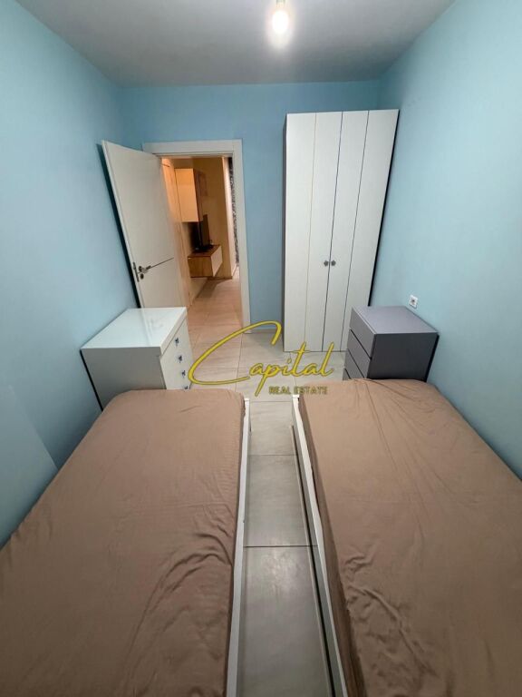 APARTAMENT ME QIRA 2+1+2 FRESKU 40.000 LEKE