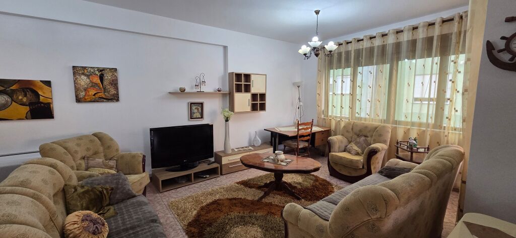 Qera, Apartament 2+1+2, Bllok
