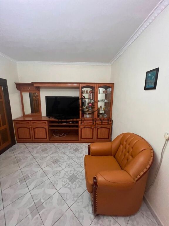 JEPET ME QERA APARTAMENT 2+1 – 105 m² | STACIONI I PARË, PLAZH DURRËS | PRANË HOTEL ROYAL G