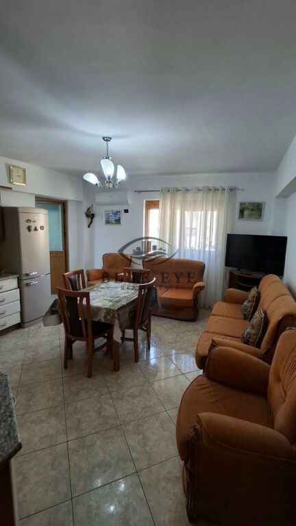 Appartamento 2+1 in affitto – Ospedale Americano, Durrës!