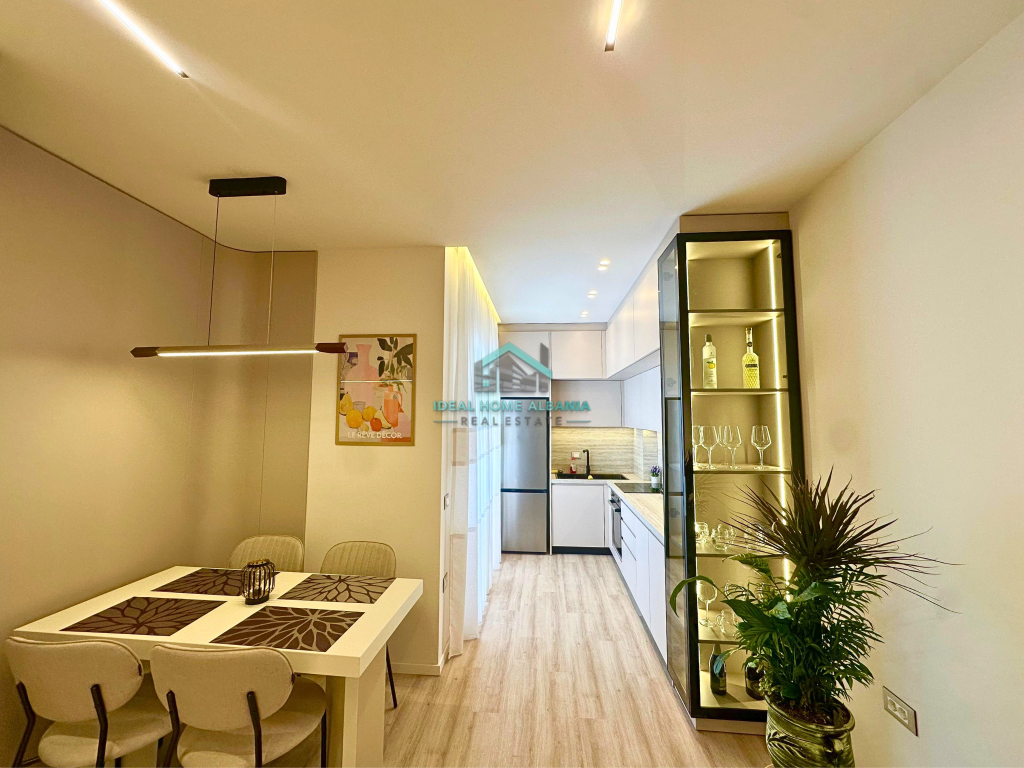 LUXURY 1+1 APARTMENT FOR RENT – LUNGOMARE, VLORA