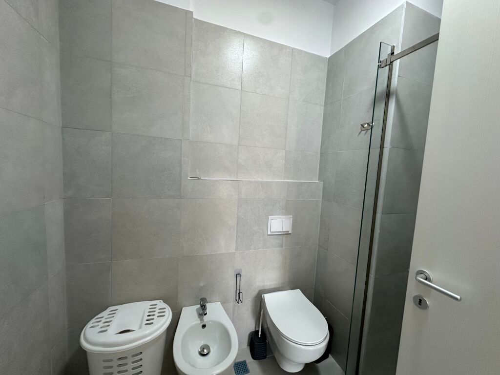 Rent, Apartment 2+1+Parking Space, Dry Lake, Tirana.