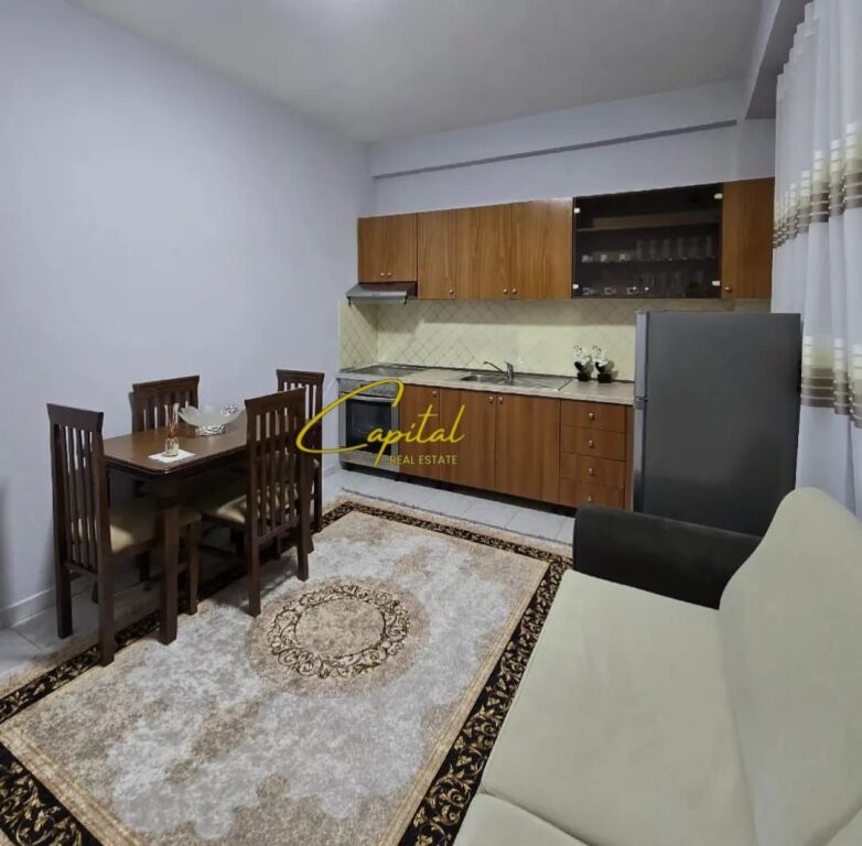 APARTAMENT ME QIRA 2+1+2 VASIL SHANTO 70.000 LEKE