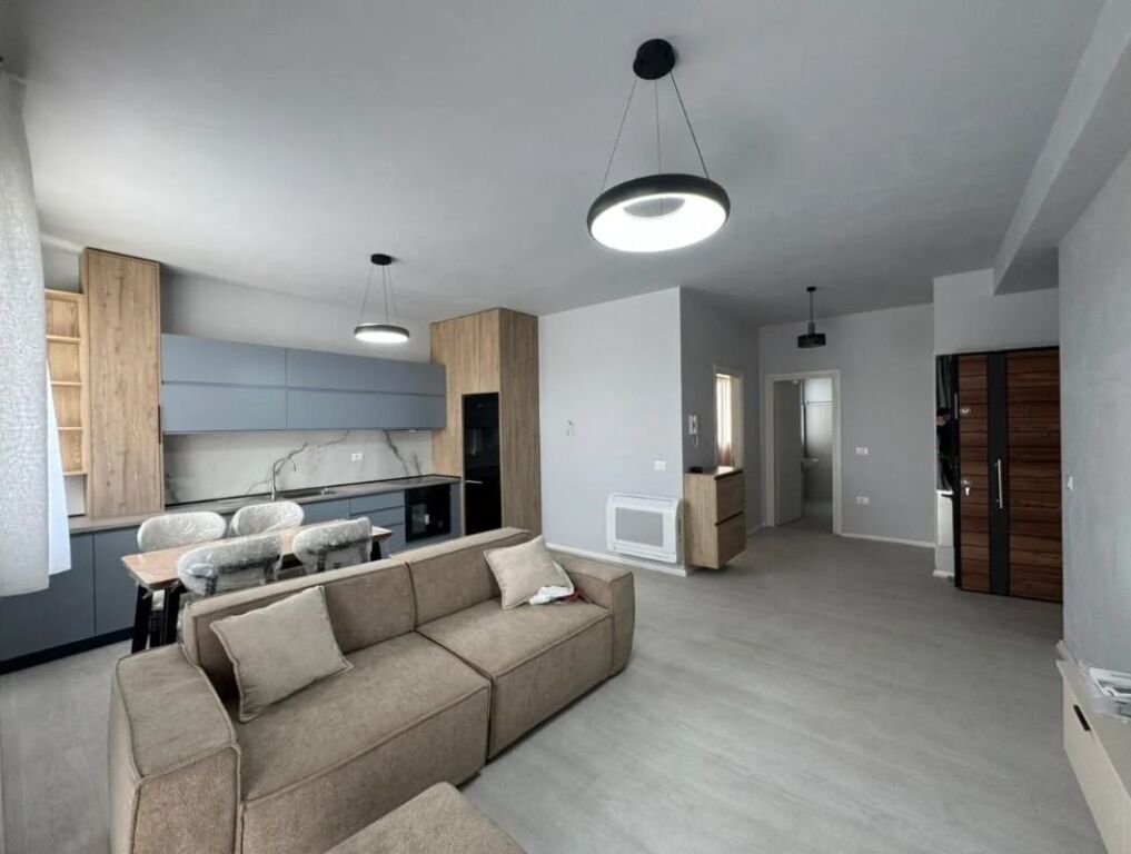 JEPET ME QIRA | 2+1+2 – RIVER RESIDENCE