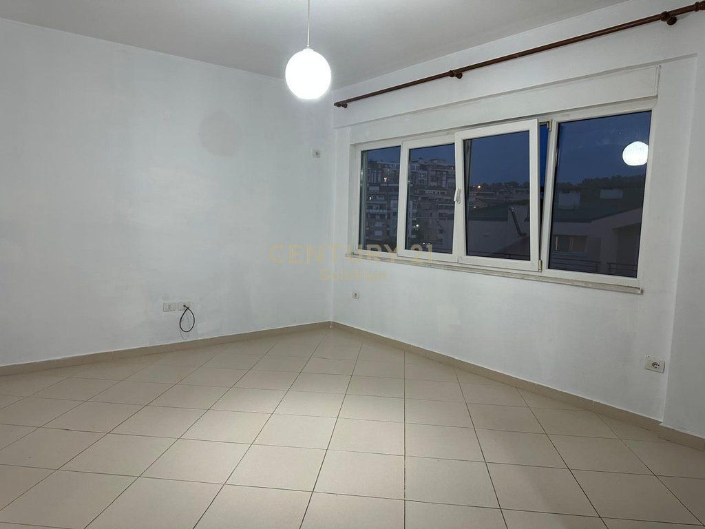 JEPET ME QIRA APARTAMENT 1+1 TE LIQENI THATE