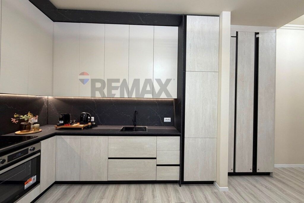 APARTAMENT 1+1 ME QIRA TE KOMPLEKSI DELIJORGJI