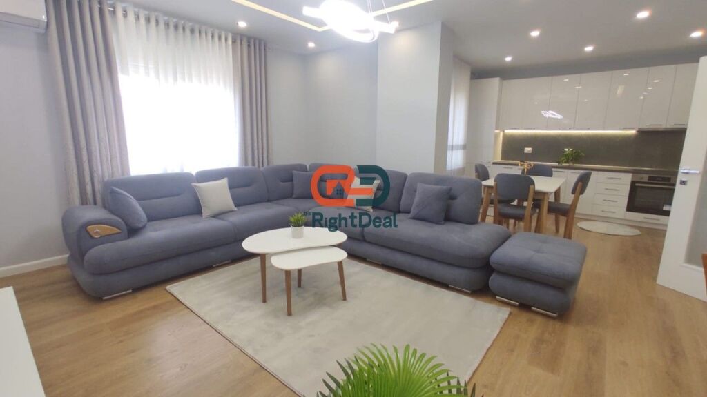 Vicino Ring Center, In Affitto, Appartamento 2+1, Totalmente Investito!!