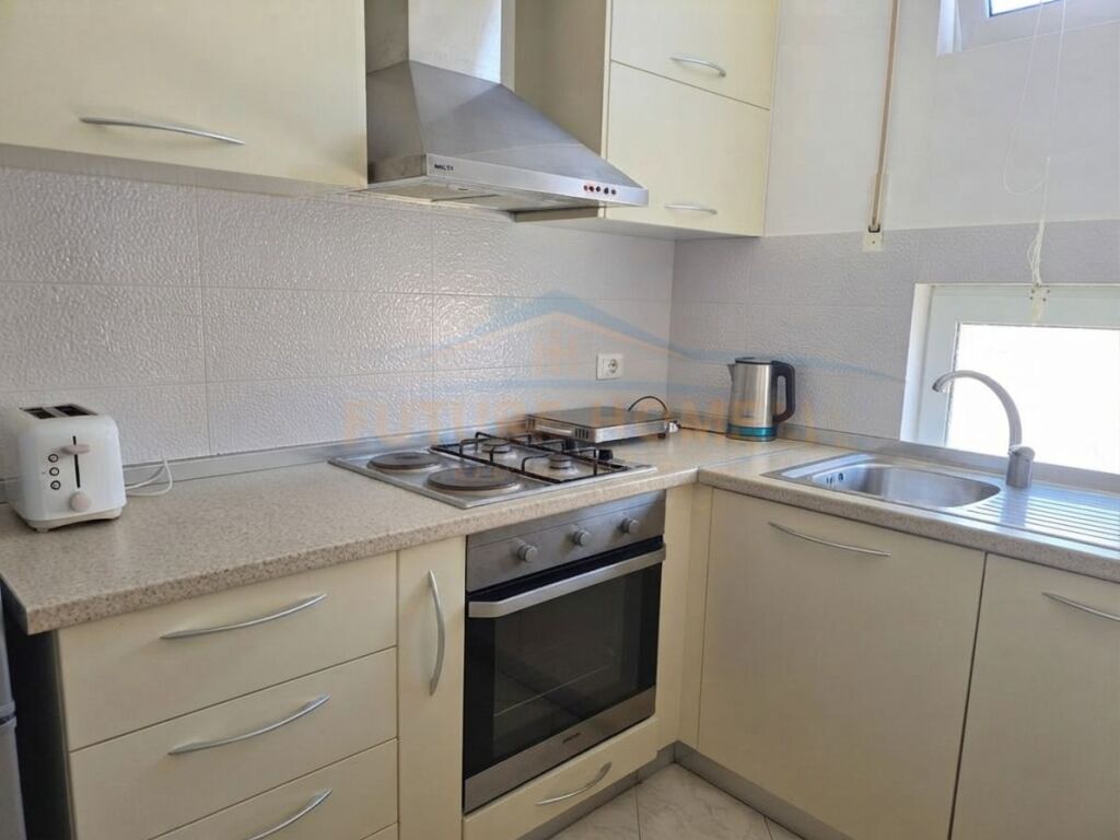 Shitet, Apartament 1+1, "Tirana Resort" Radhimë, Vlorë
