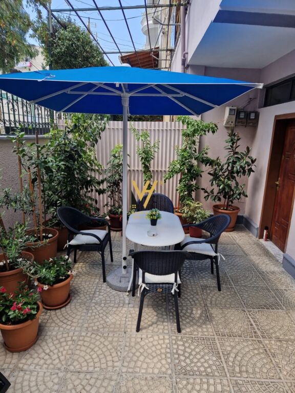 JEPET APARTAMENT 1+1+OBORR ME QERA NE VASIL SHANTO 70.000 LEKE