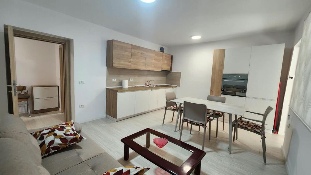 APARTAMENT 2+1