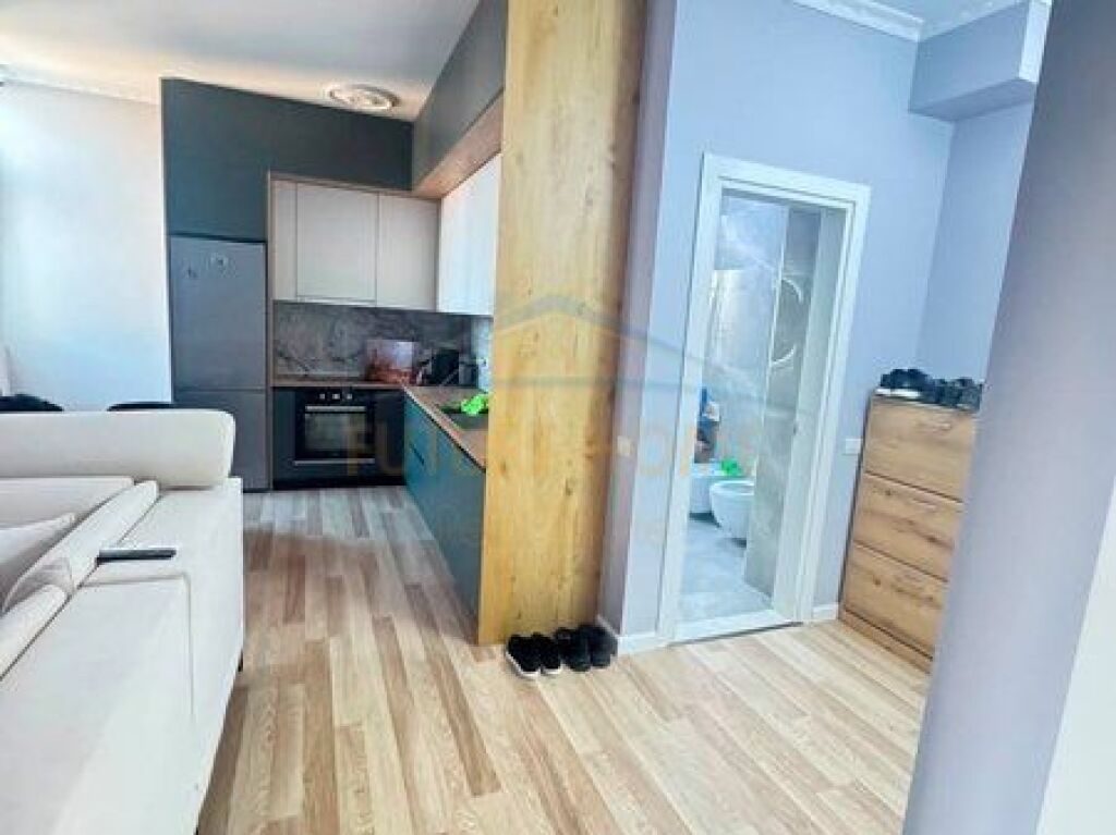 Affitto, Appartamento 1+1, Complesso E88, Laprakë