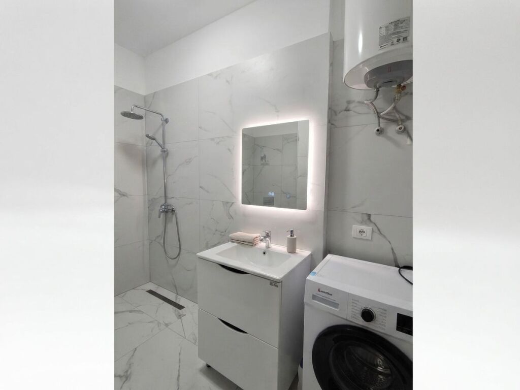 Qera, Apartament 1+1+Post Parkimi