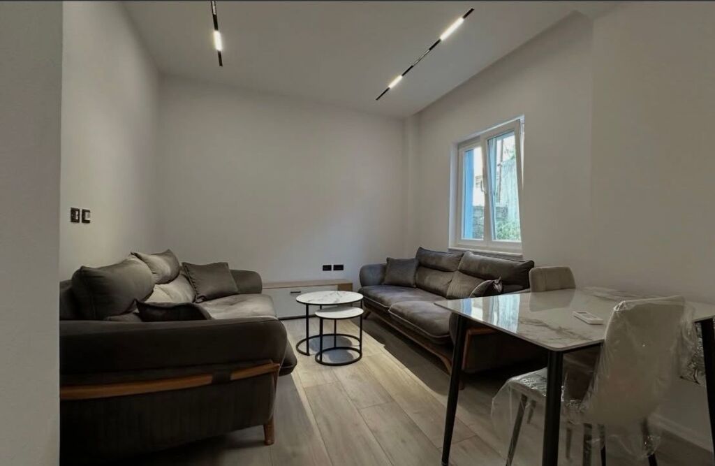 Apartment for rent in Porcelan