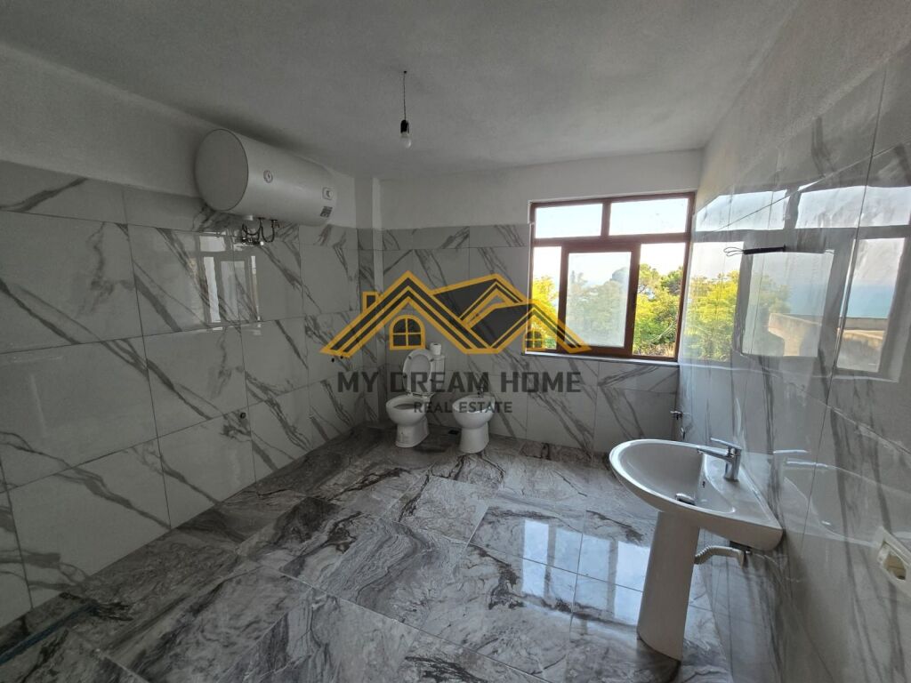 SHITET NDERTES 5 KATESHE TEK VILA ZOGUT DURRES!