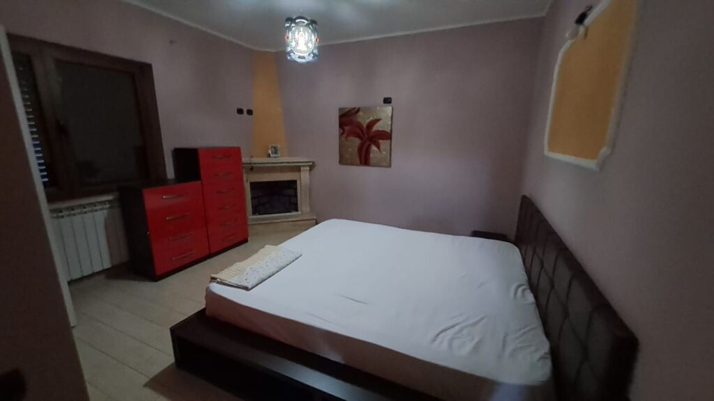 Villa su 3 piani con terreno di 500 m² a Shijak
