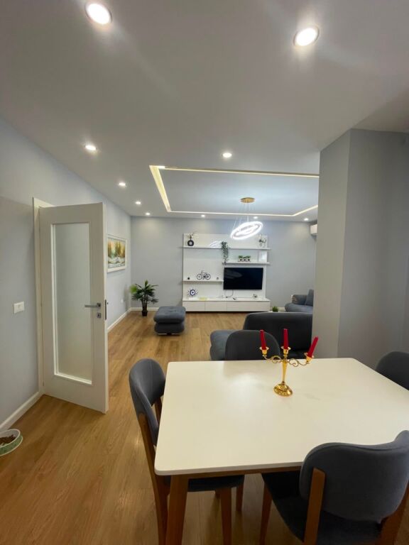 APPARTAMENTO 2+1+2 IN AFFITTO – ZOGU I ZI