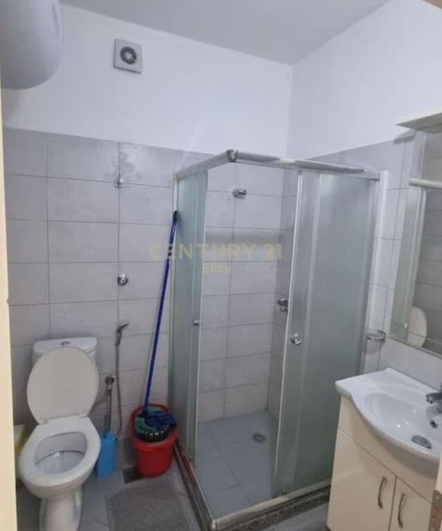 APARTAMENT ME QIRA 2+1