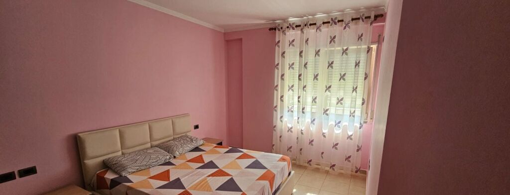 Qera | Apartament 2 + 1 | Fresku | 400 €/muaj