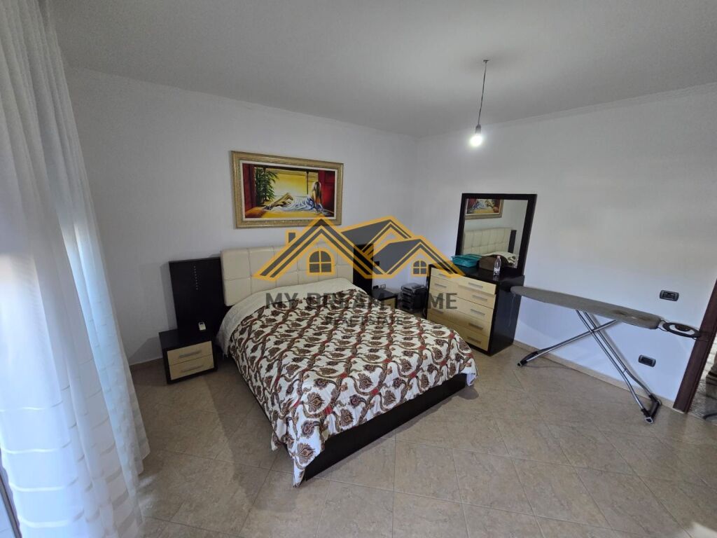 SHITET APARTAMENT 2+1 PRAN POLICIS DURRES!