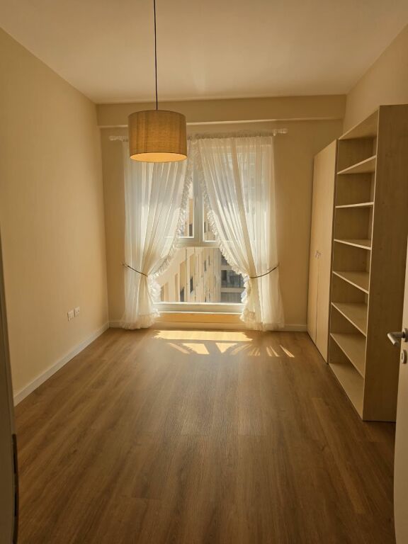 🏡 Appartamento 2+1+2 in affitto  📍 Laprakë, Complesso Aura