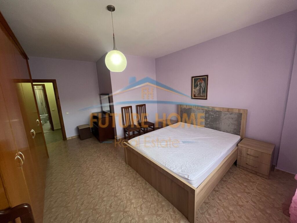 Rent, Apartment 2+1, Commune of Paris, Tirana.