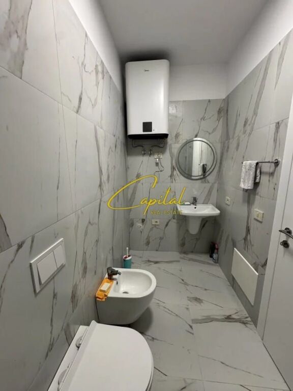 ZYRE ME QIRA 200 M2 GOLDEN TOWER RESIDENCE 1.900 EURO