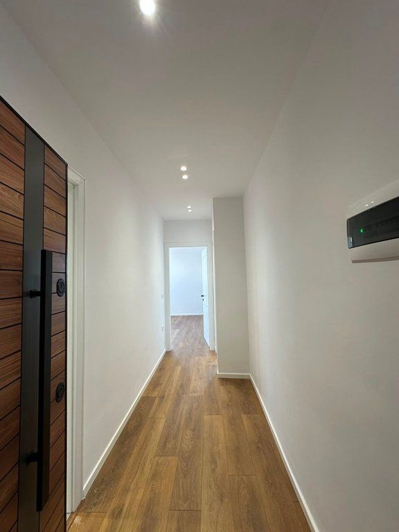 SHITET APARTAMENT 1+1 – ISH-STACIONI I FUNDIT I TIRANËS SË RE