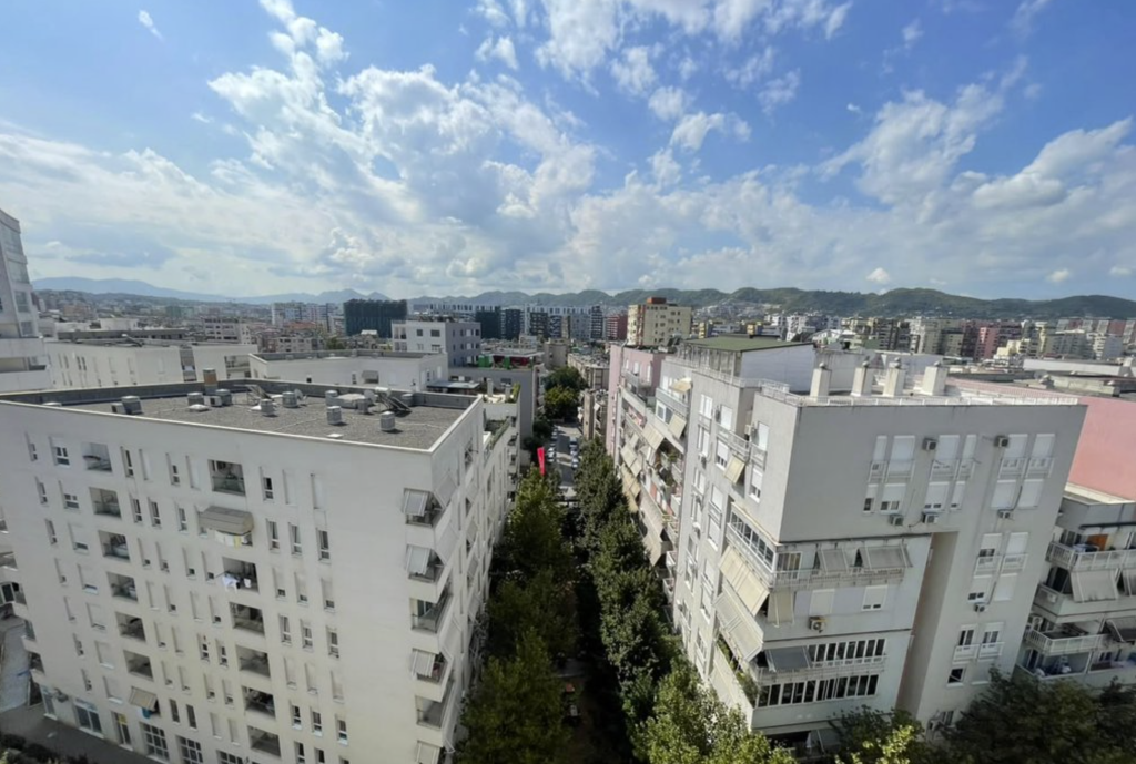 Appartamento 2+1 + Parcheggio in Affitto