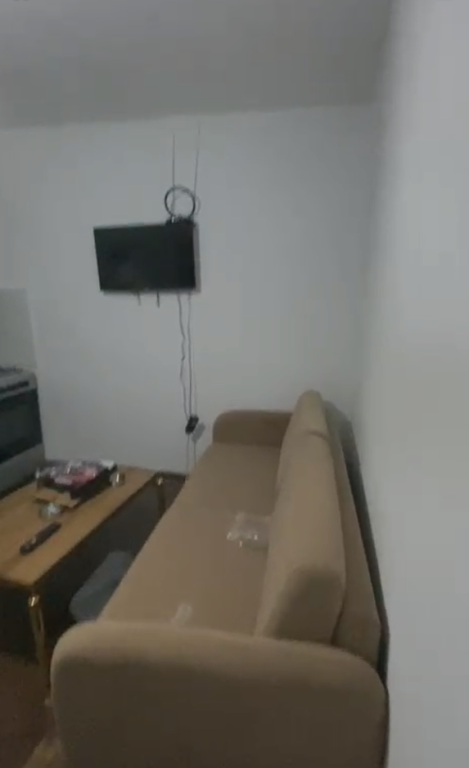 Qera | Shtëpi private 1 + 1 | Liqeni i Paskuqanit | 300 €/muaj