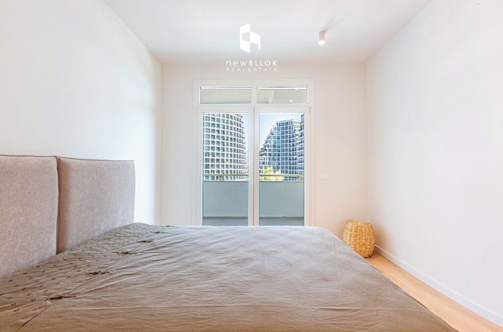 🏡ME QIRA: 1+1 PREMIUM 📍 Kopshti Zoologjik – PËRBALLË LAKE VIEW | 70 m² | 100% I ri || 850 Euro/Muaj 💥💥 PAMJE NGA LIQENI💥💥