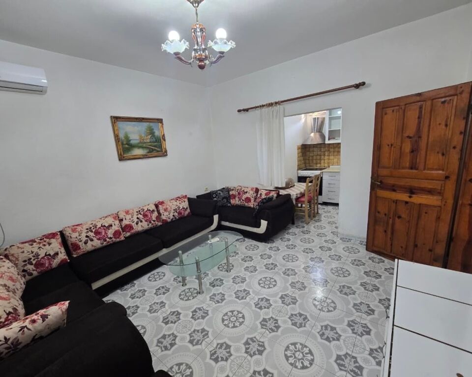 2+1/Qira📍Xhamllik 📌40 000 lek
