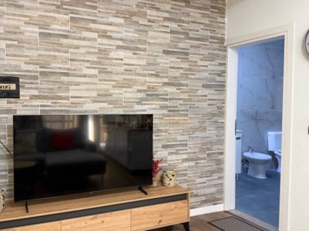 For sale, 2+1 apartment, Dibra Street, Tirana